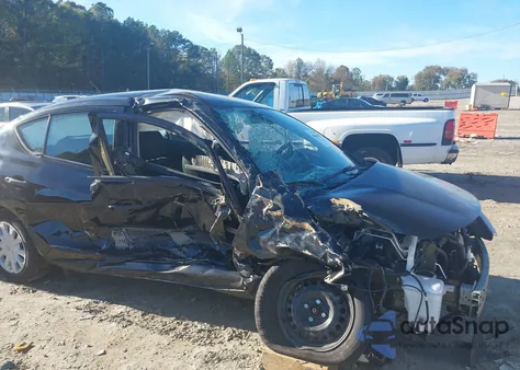 2018 Nissan Versa 1.6 S+ from USA, damaged, VIN 3N1CN7AP8JL829764